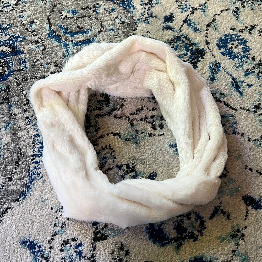Faux fur scarf